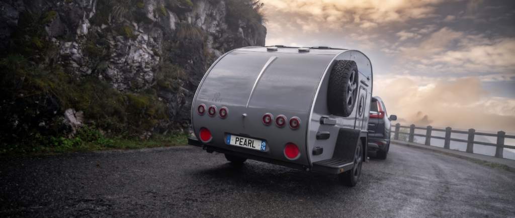 pearl-location-teardrop-annecy